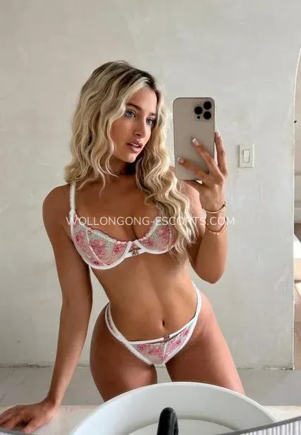 Wollongong escorts Eva — 4