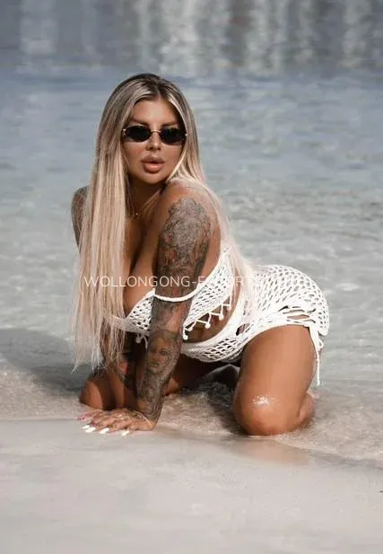 Wollongong escorts Lilly — 4