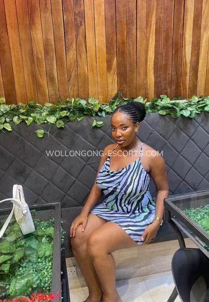 Wollongong escorts Carly — 1