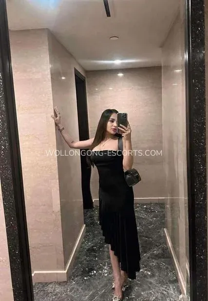 Wollongong escorts Amber — 3