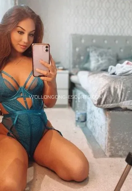 Wollongong escorts Morgan — 5