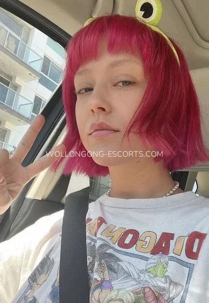 Wollongong escorts Claire — 4