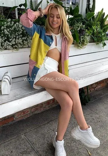 Wollongong escorts Astrid — 7