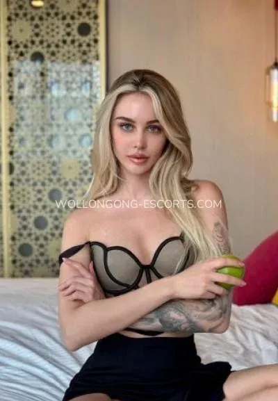 Wollongong escorts Alice — 3