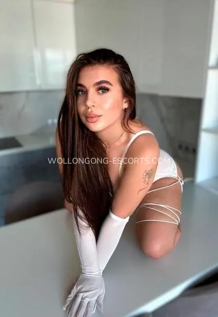 Wollongong escorts britt