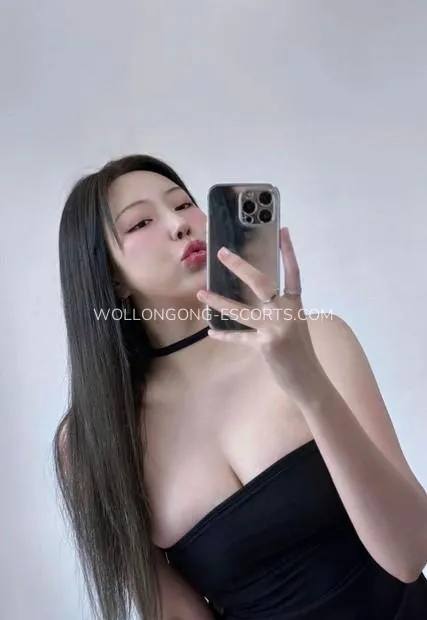 Wollongong escorts Isabelle — 2