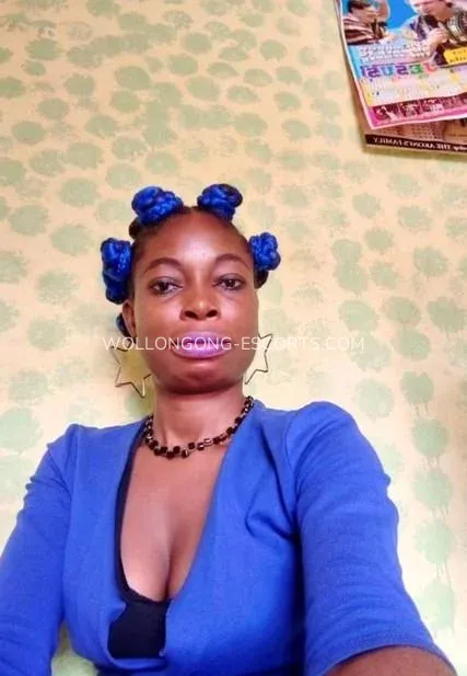 Wollongong escorts Molly — 5