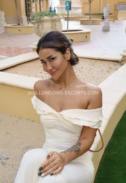 Wollongong escorts Summer — 10