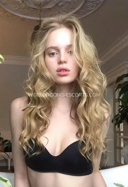 Wollongong escorts Eva — 2