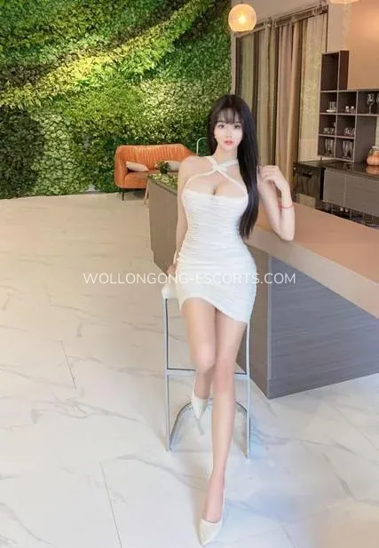Wollongong escorts Kayla — 1