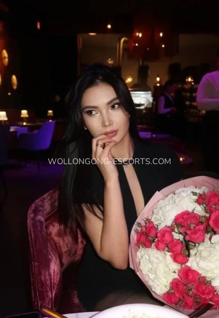 Wollongong escorts Annika — 2