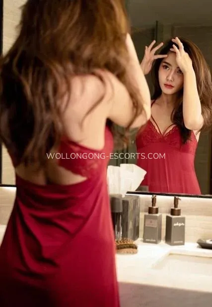 Wollongong escorts Bailey — 3