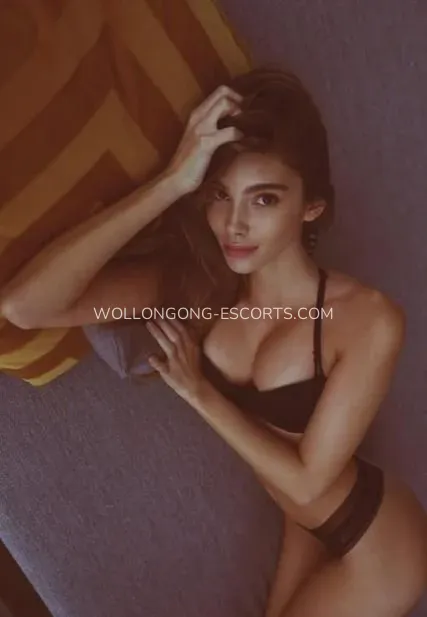 Wollongong escorts Valentina — 3