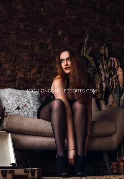 Wollongong escorts Cristina — 4