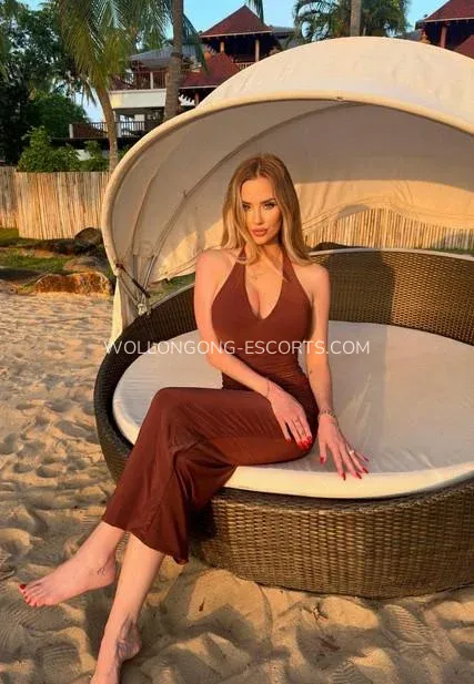 Wollongong escorts Sydney — 1