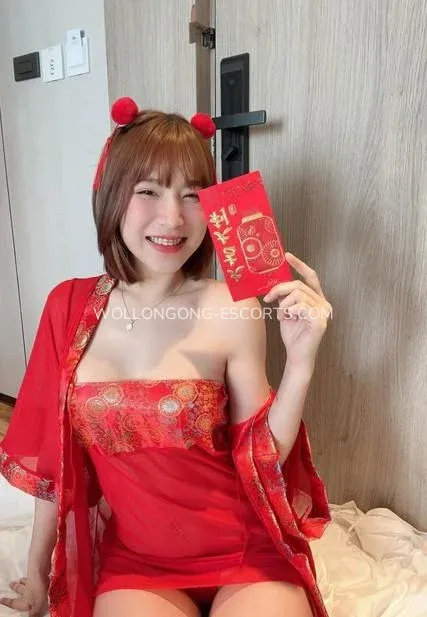 Wollongong escorts Ellen — 1