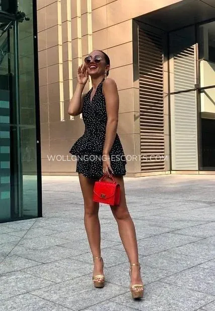 Wollongong escorts Isabelle — 6