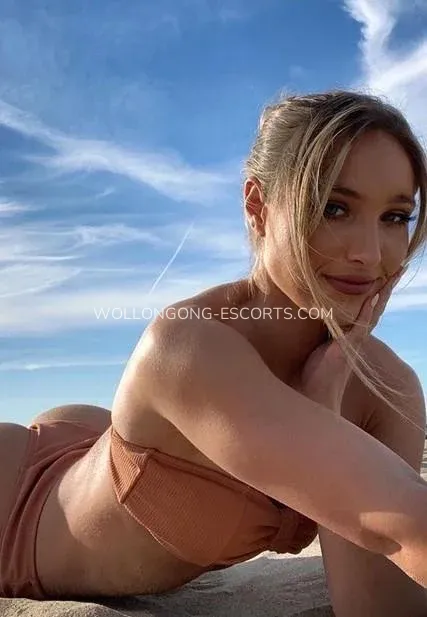 Wollongong escorts Märta — 4