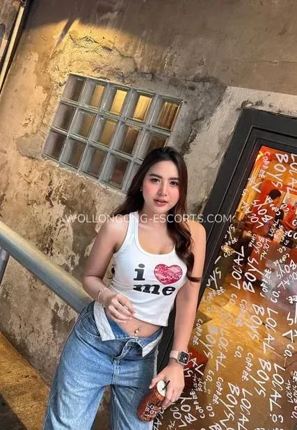 Wollongong escorts Briana — 3