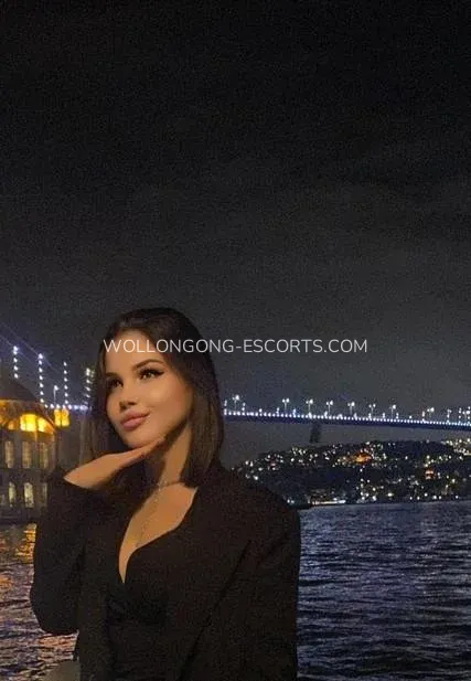 Wollongong escorts Daisy — 3