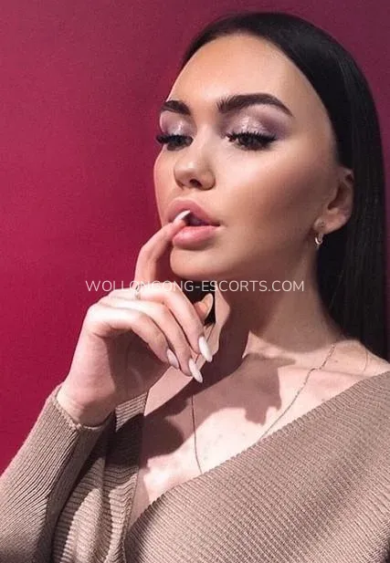 Wollongong escorts Justina — 4