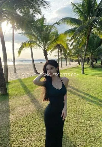 Wollongong escorts Erin — 1