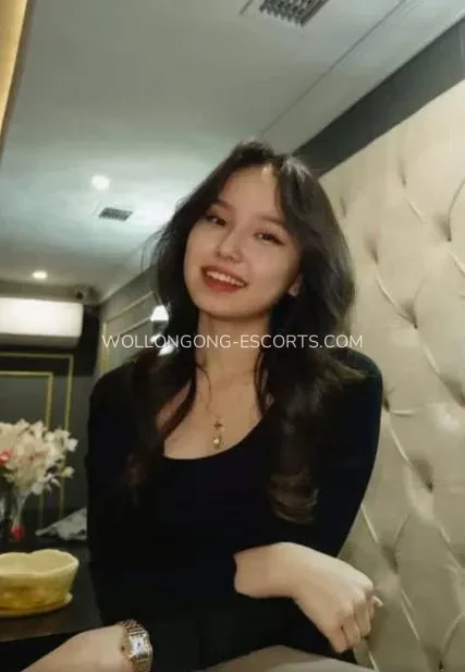 Wollongong escorts Justina — 5