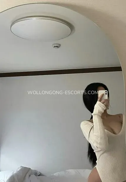 Wollongong escorts Nathalie — 1