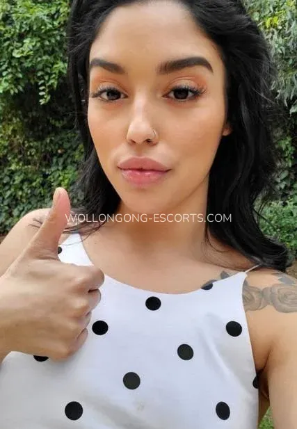 Wollongong escorts Justina — 4