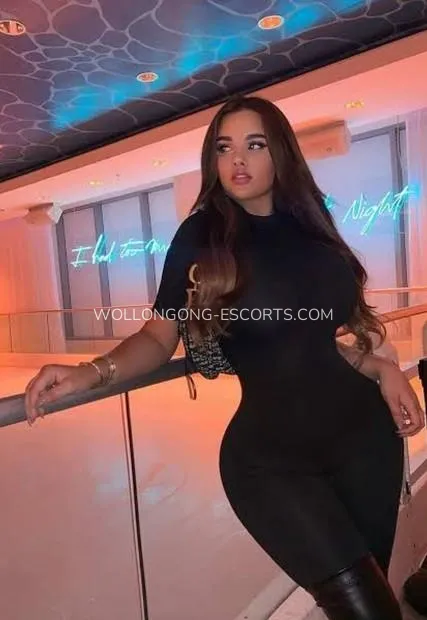 Wollongong escorts Julia — 2