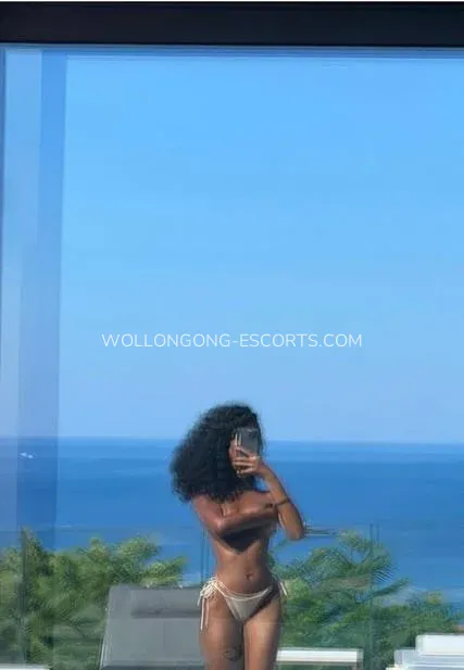 Wollongong escorts Natalia — 5
