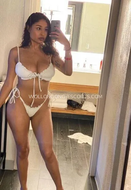 Wollongong escorts Katie — 3