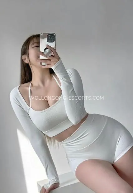 Wollongong escorts Therese — 2