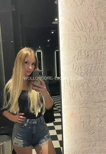Wollongong escorts Maja — 5