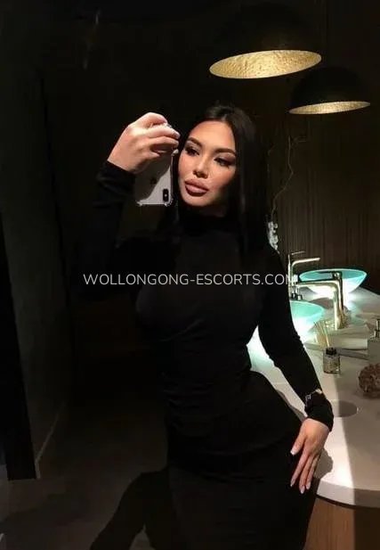 Wollongong escorts Agata — 3