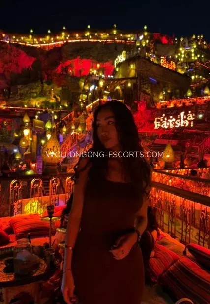 Wollongong escorts Karolina — 1