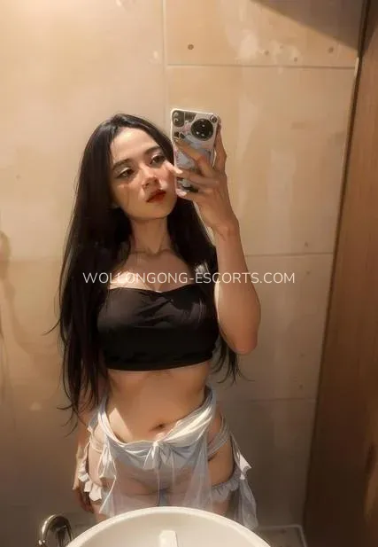 Wollongong escorts Laila — 5