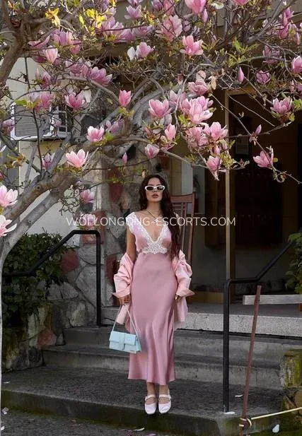 Wollongong escorts Alexandria — 1