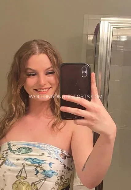 Wollongong escorts Leslie — 3
