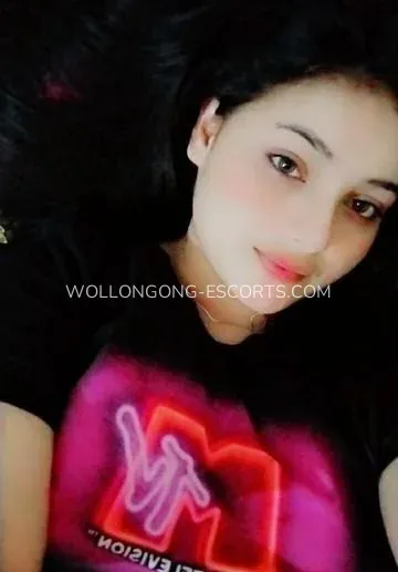 Wollongong escorts Astrid — 3