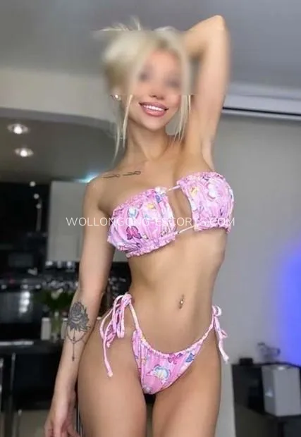 Wollongong escorts Mikayla — 2