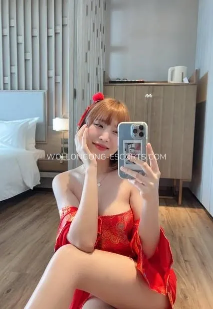 Wollongong escorts Ellen — 2