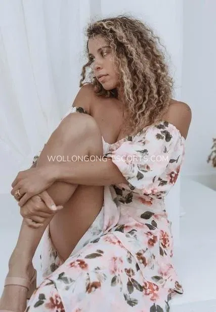 Wollongong escorts Monica — 7