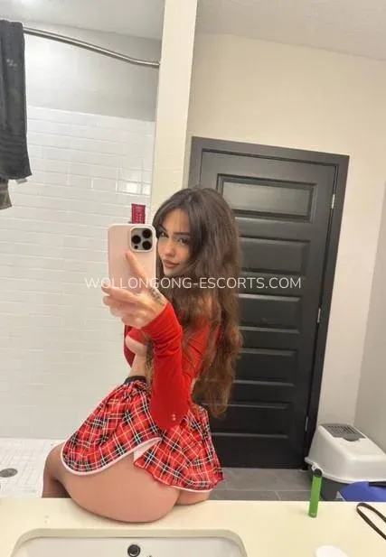 Wollongong escorts Ella — 4