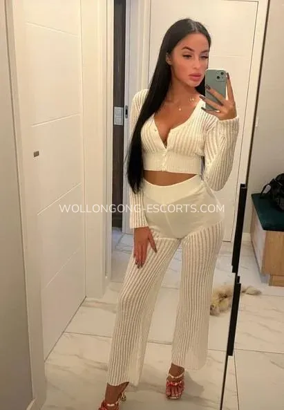 Wollongong escorts Rut — 7