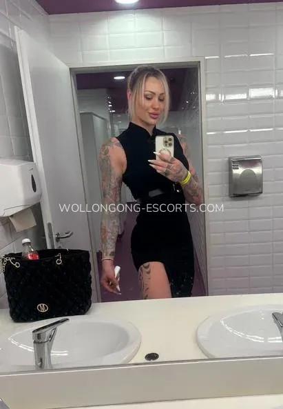 Wollongong escorts Anette — 3