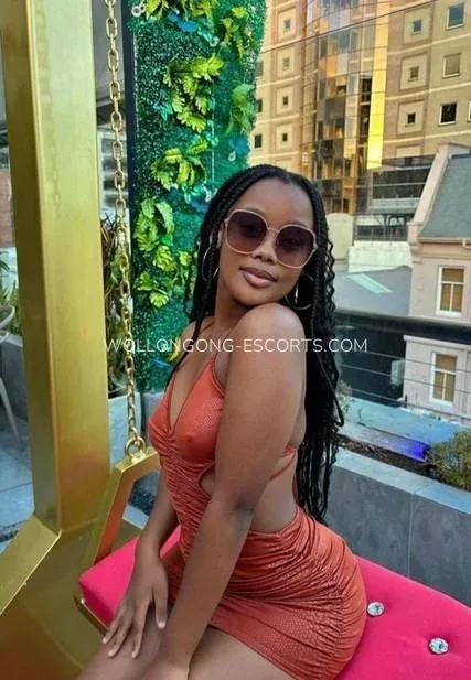 Wollongong escorts Maya — 1