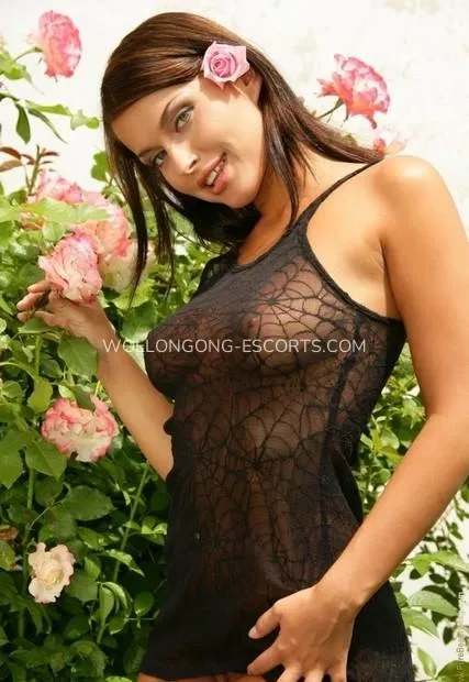 Wollongong escorts daniela