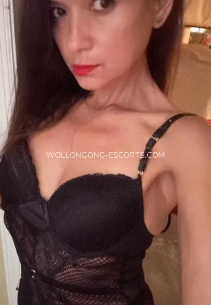 Wollongong escorts Johanna — 3