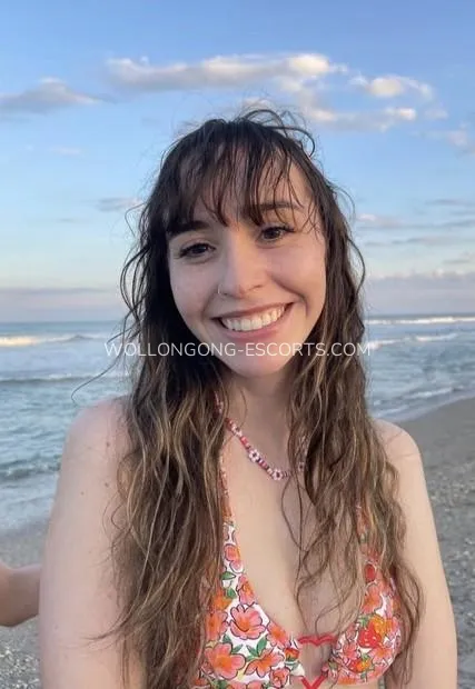 Wollongong escorts Almudena — 2